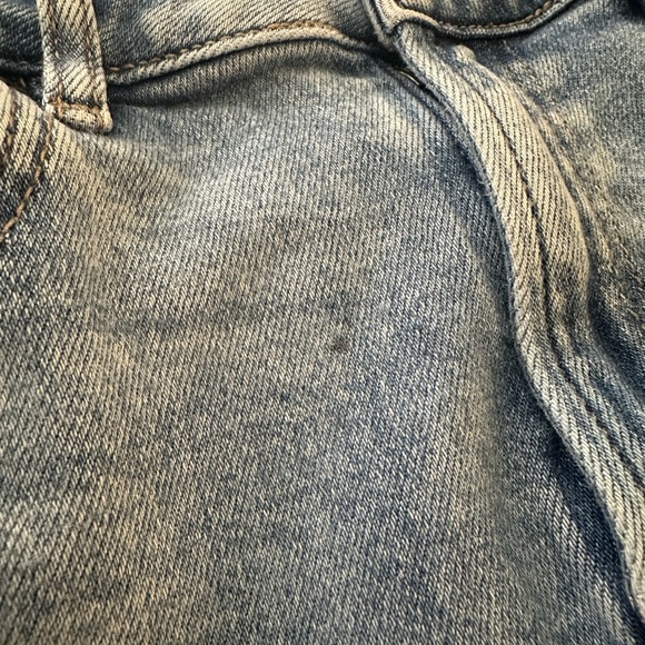 Hidden Jeans - Picture 5 of 5
